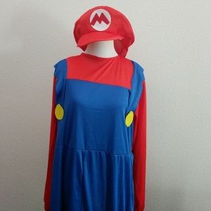 Never worn Mario costume